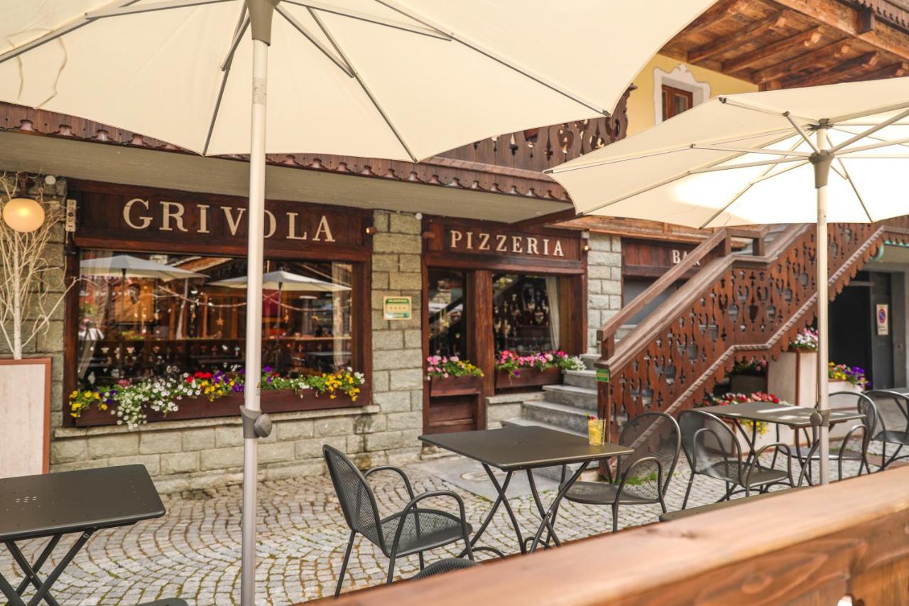 Art Hotel Grivola Breuil-Cervinia Exterior foto